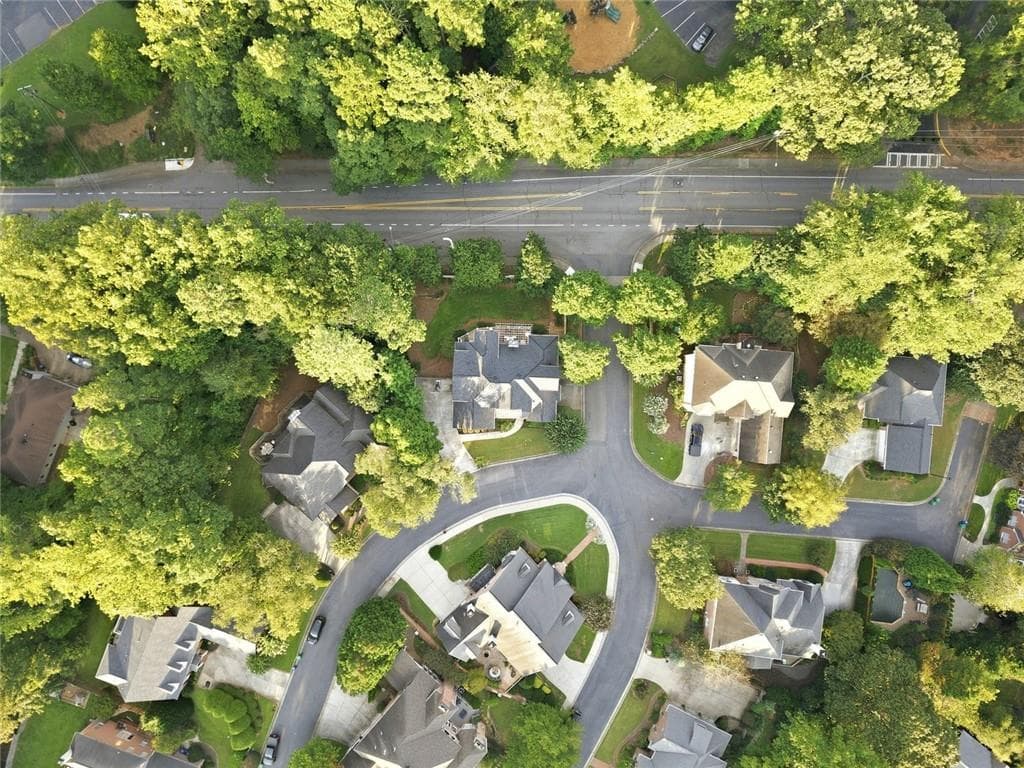 5 bedroom, 5 bathroom, 5,898 sq ft single family residence for sale at 1250 Austin Glen Drive, Atlanta, GA 30338 — photo 7