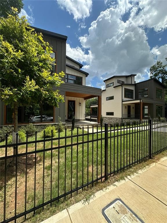 3 bedroom, 3 bathroom, 2,389 sq ft single family residence for sale at 1140 Hubbard Street, Atlanta, GA 30310 — photo 5