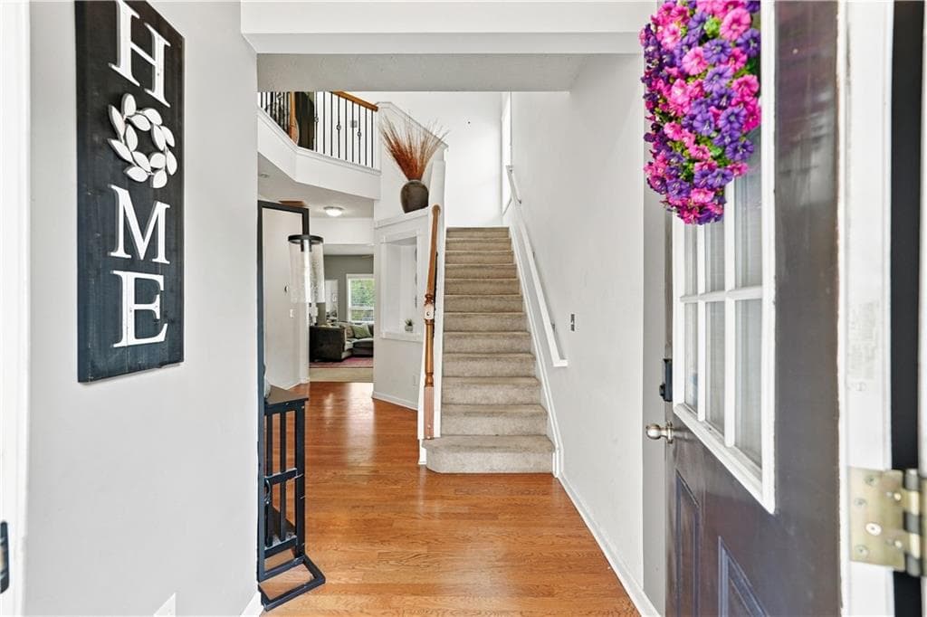 3 bedroom, 3 bathroom, 1,887 sq ft single family residence for sale at 620 Oleander Way, Canton, GA 30114 — photo 4