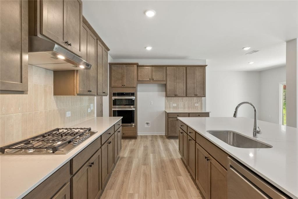 6 bedroom, 6 bathroom, 3,892 sq ft single family residence for sale at 328 Bailiwick Lane, Canton, GA 30115 — photo 9