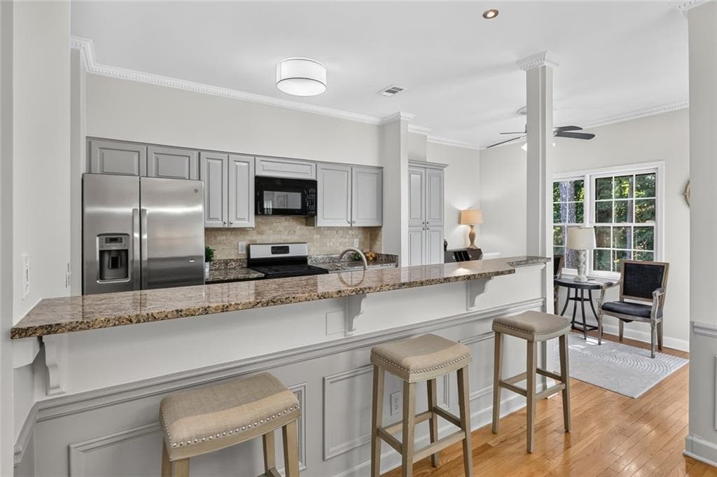 3 bedroom, 3 bathroom, 2,199 sq ft townhouse for sale at 3100 Vinings Ridge Drive, Atlanta, GA 30339 — photo 9