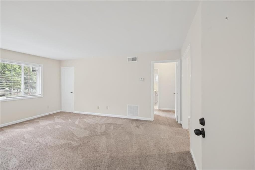 2 bedroom, 1 bathroom, 1,050 sq ft apartment for rent at 2430 Coosawattee Drive C, Atlanta, GA 30319 for $1,700 a month — photo 6