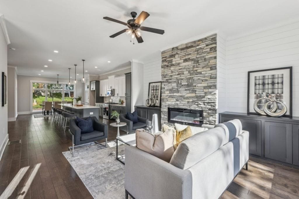 3 bedroom, 3 bathroom, 2,389 sq ft single family residence for sale at 1144 Hubbard Street, Atlanta, GA 30310 — photo 8