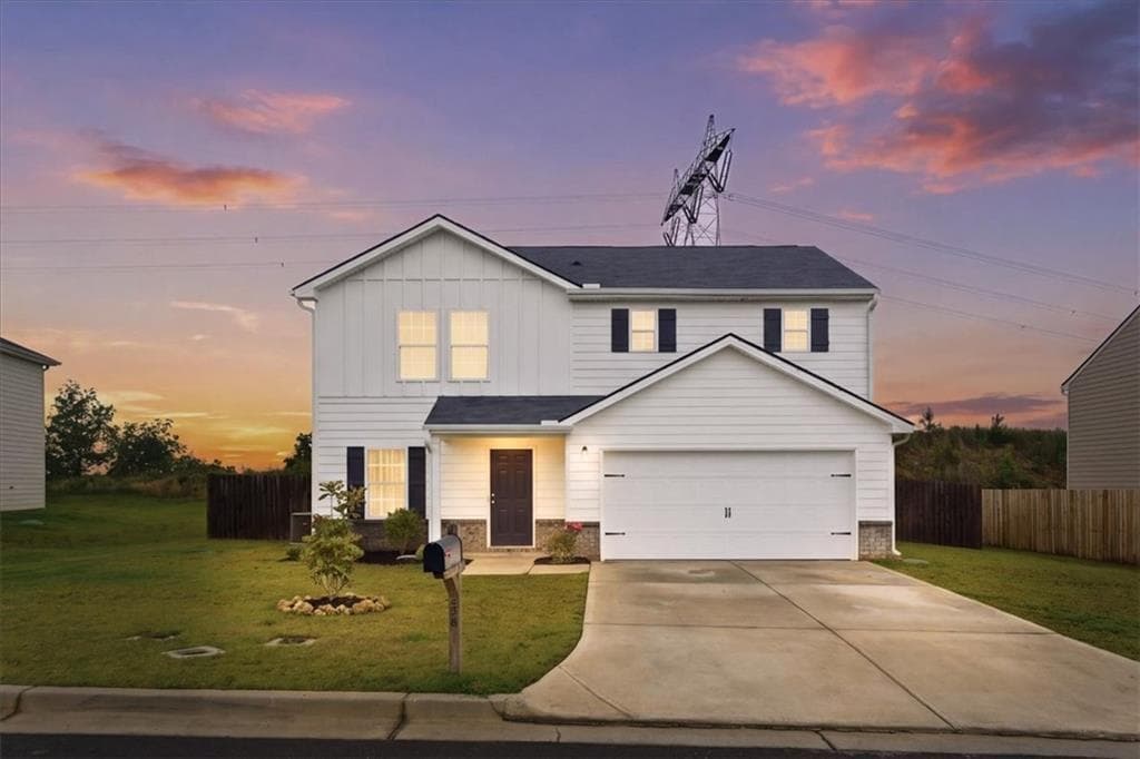 4 bedroom, 3 bathroom, 1,774 sq ft single family residence for sale at 36 Oxford Lane, Kingston, GA 30145
