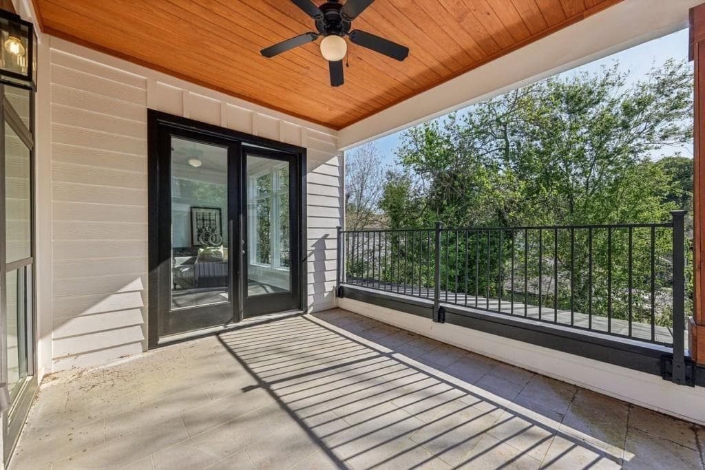 3 bedroom, 3 bathroom, 2,389 sq ft single family residence for sale at 1144 Hubbard Street, Atlanta, GA 30310 — photo 10