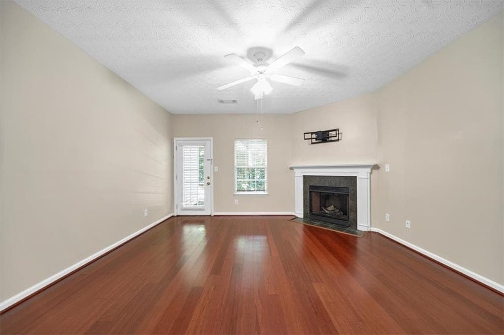 2 bedroom, 3 bathroom, 1,418 sq ft townhouse for sale at 434 Berckman Drive, Lilburn, GA 30047 — photo 10
