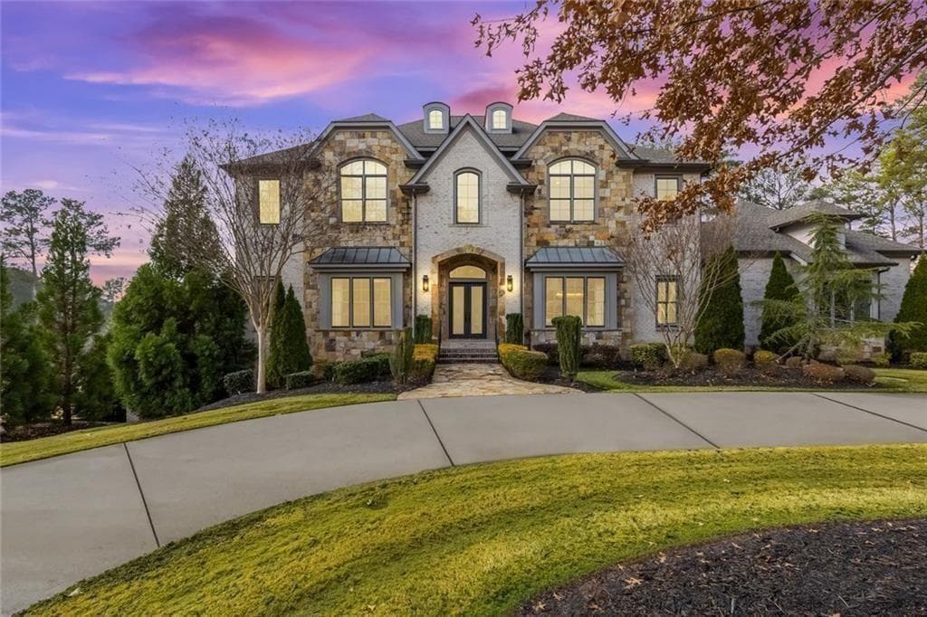7 bedroom, 9 bathroom, 10,803 sq ft single family residence for sale at 16146 Belford Drive, Milton, GA 30004 — photo 7