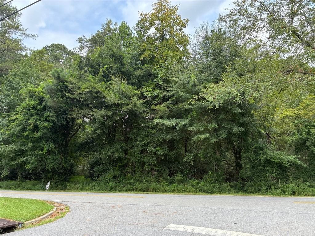 2 bedroom, 1 bathroom single family residence for sale at 2943 Demooney Road, South Fulton, GA 30349 — photo 5
