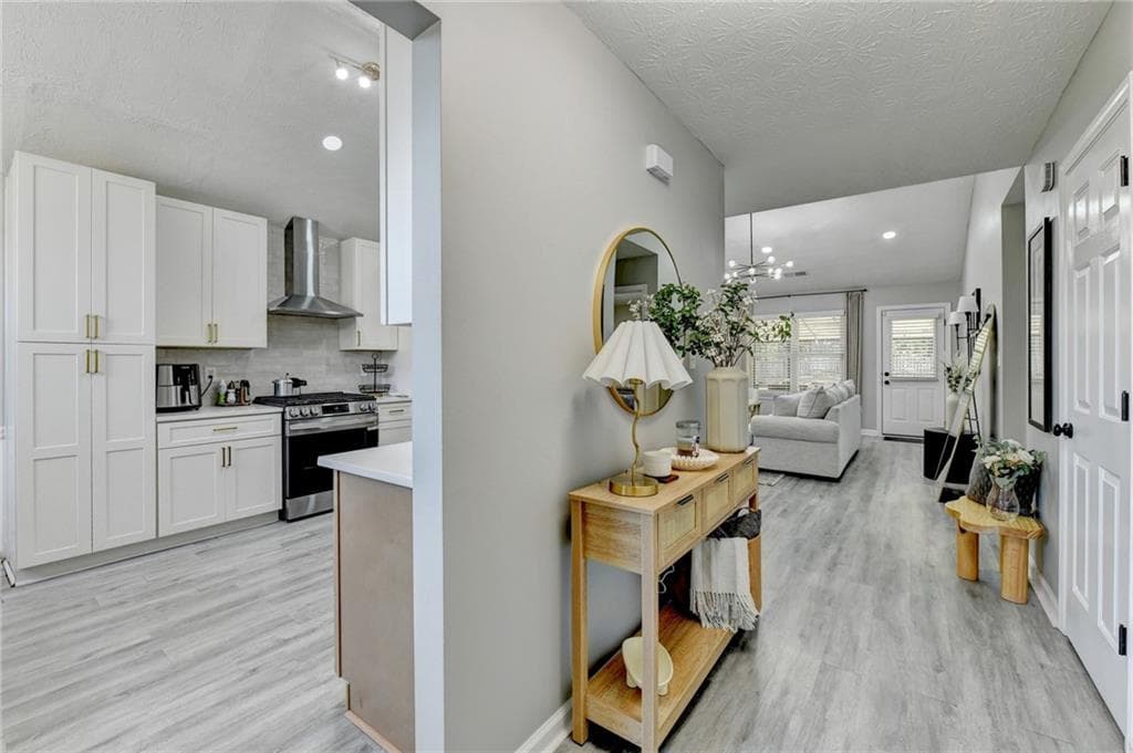 4 bedroom, 2 bathroom, 1,933 sq ft single family residence for sale at 5496 Amber Cove Way, Flowery Branch, GA 30542 — photo 7
