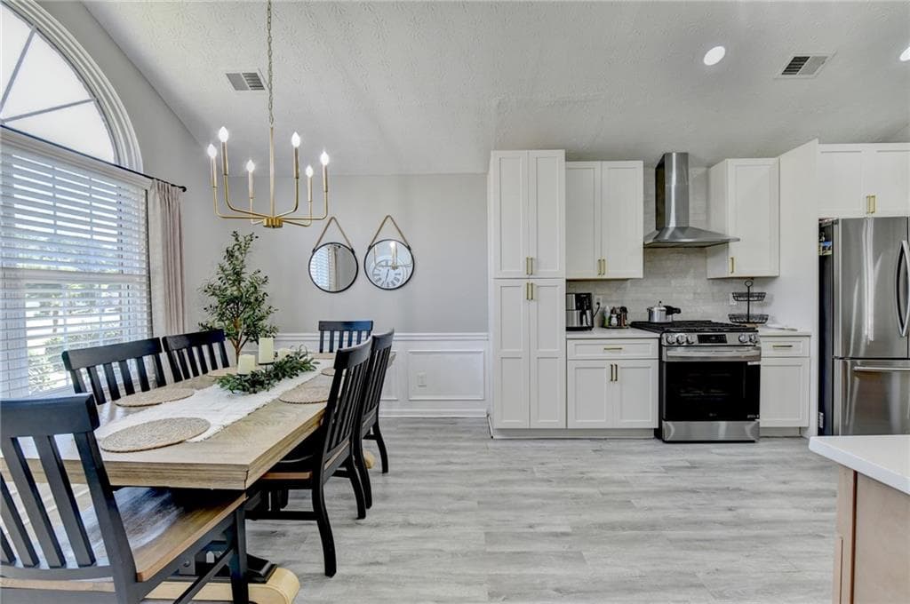 4 bedroom, 2 bathroom, 1,933 sq ft single family residence for sale at 5496 Amber Cove Way, Flowery Branch, GA 30542 — photo 8