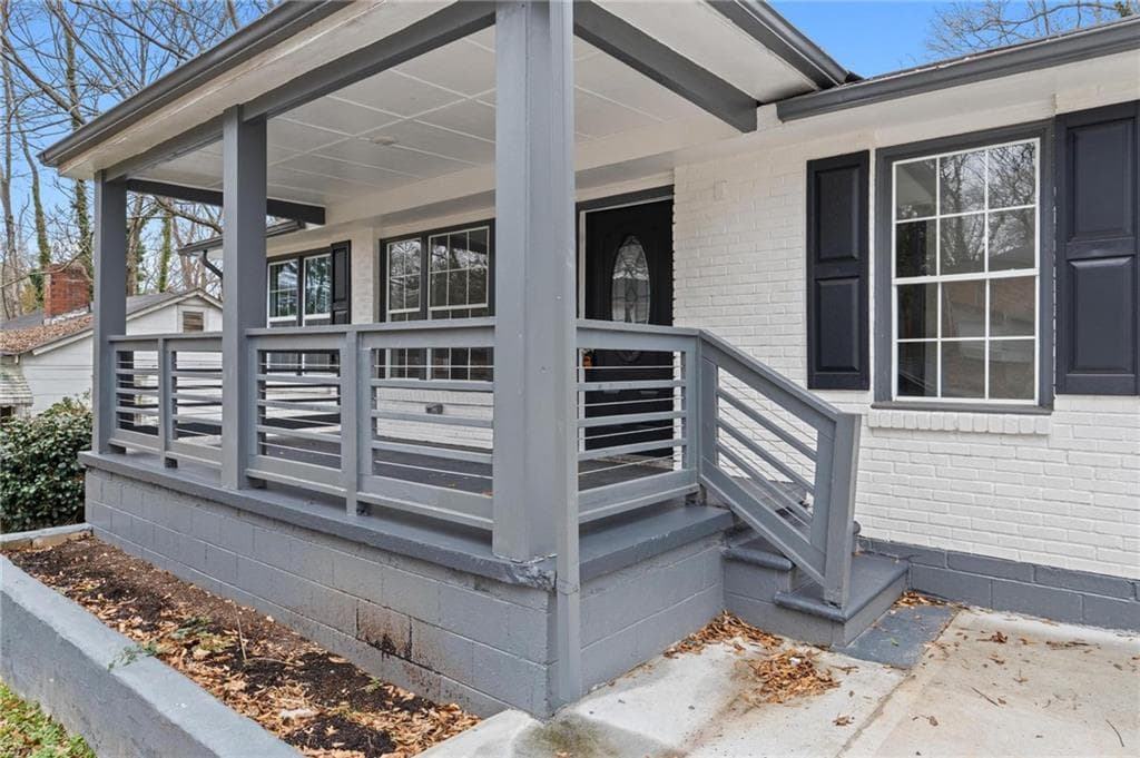 3 bedroom, 3 bathroom, 1,610 sq ft single family residence for rent at 170 Stanhope Circle, Atlanta, GA 30314 for $2,400 a month — photo 4