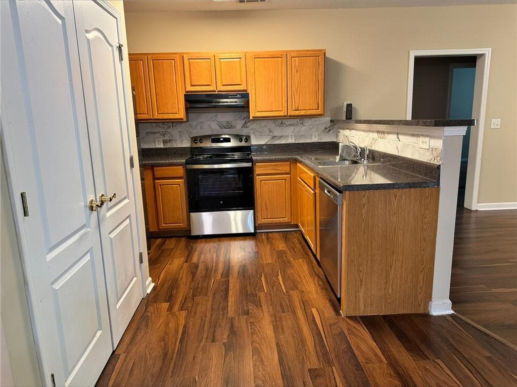 3 bedroom, 2 bathroom, 1,140 sq ft condominium for rent at 7712 AUTRY Circle 601, Douglasville, GA 30134 for $1,700 a month — photo 3
