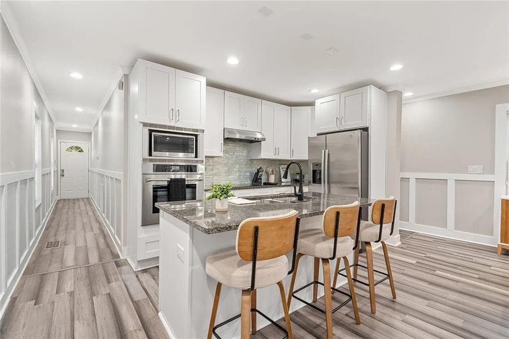 4 bedroom, 4 bathroom, 2,108 sq ft single family residence for sale at 1409 Bridges Avenue, Atlanta, GA 30310 — photo 7