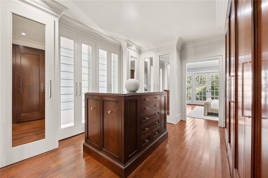 4 bedroom, 4 bathroom, 5,470 sq ft single family residence for sale at 707 Darlington Road, Atlanta, GA 30305 — photo 8