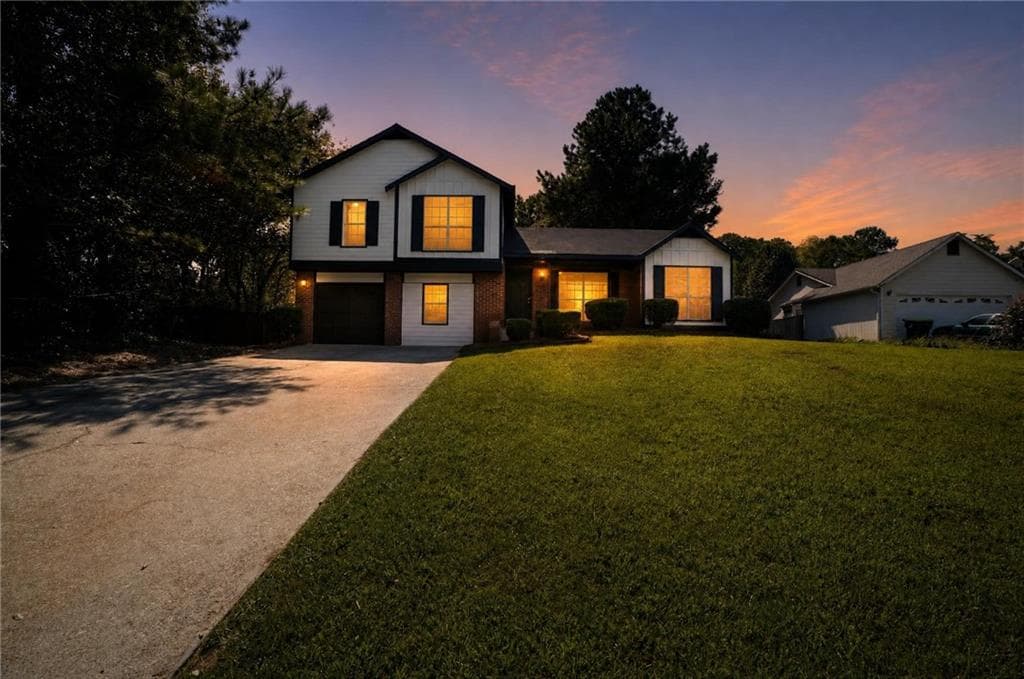 3 bedroom, 2 bathroom, 1,288 sq ft single family residence for sale at 2640 Rolling Hills Way, Conyers, GA 30094 — photo 2