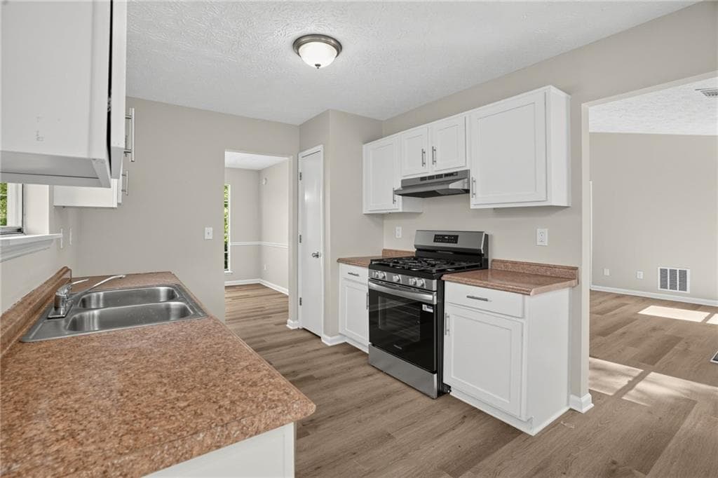 3 bedroom, 2 bathroom, 1,288 sq ft single family residence for sale at 2640 Rolling Hills Way, Conyers, GA 30094 — photo 9