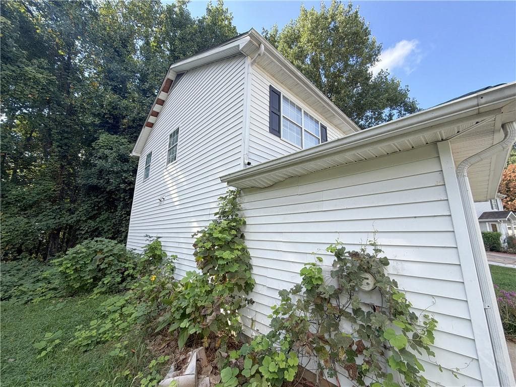 3 bedroom, 3 bathroom, 1,518 sq ft single family residence for sale at 3539 Sweetgum Lane, Decatur, GA 30032 — photo 4