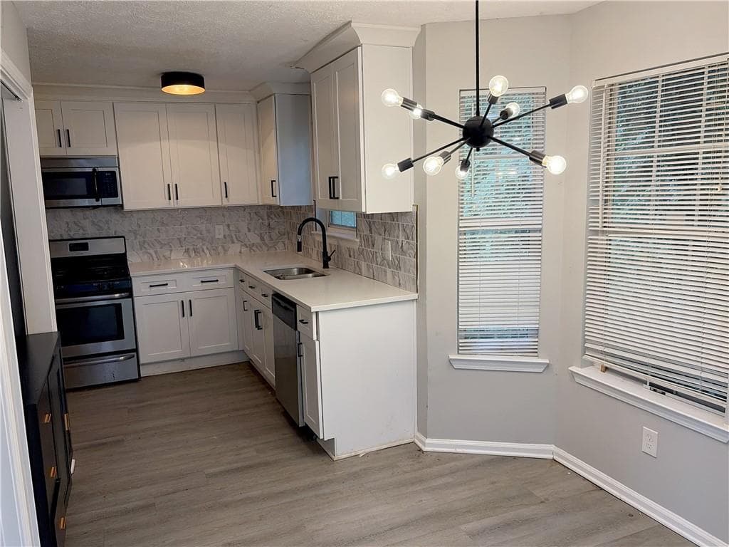 3 bedroom, 3 bathroom, 1,518 sq ft single family residence for sale at 3539 Sweetgum Lane, Decatur, GA 30032 — photo 8