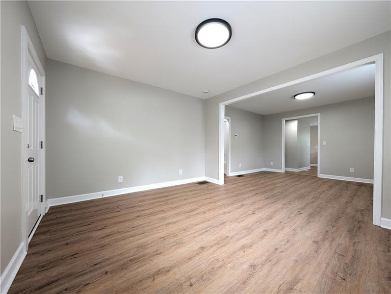 3 bedroom, 2 bathroom, 1,100 sq ft single family residence for rent at 1377 Pine Avenue, Atlanta, GA 30344 for $1,650 a month — photo 3