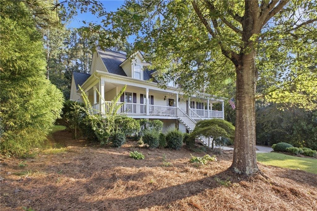 3 bedroom, 3 bathroom, 1,866 sq ft single family residence under contract at 746 Tynsdale Drive, Douglasville, GA 30134 — photo 3