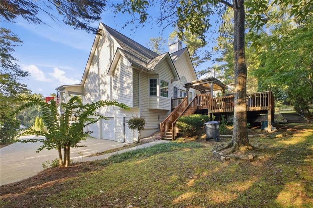 3 bedroom, 3 bathroom, 1,866 sq ft single family residence under contract at 746 Tynsdale Drive, Douglasville, GA 30134 — photo 5
