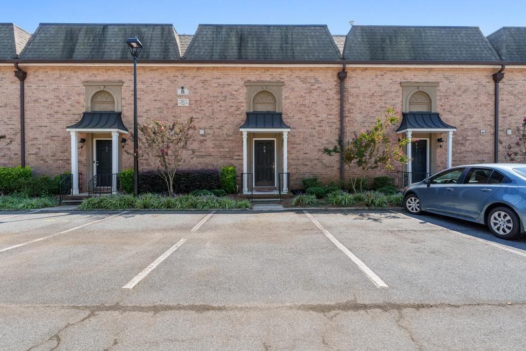 other for sale at 6980 Roswell (Unit #B6) Road, Sandy Springs, GA 30328 — photo 2