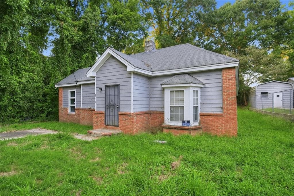 2 bedroom, 2 bathroom, 768 sq ft single family residence for sale at 2516 Albert Way, Lithonia, GA 30058 — photo 3