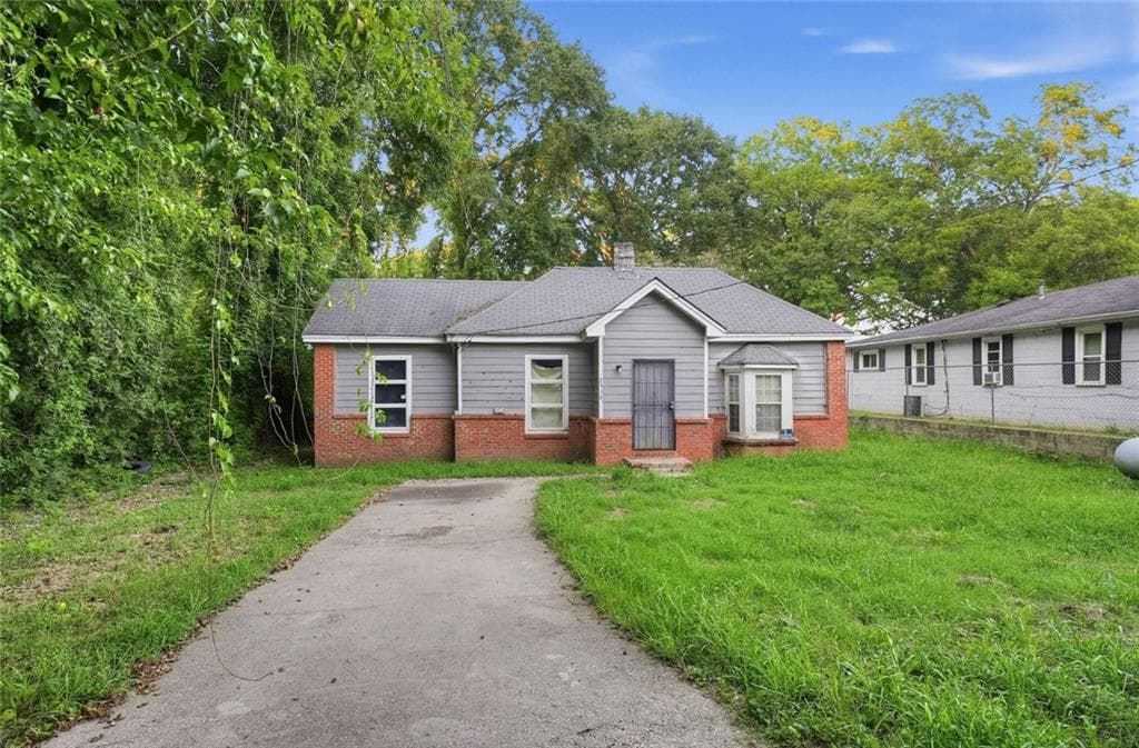 2 bedroom, 2 bathroom, 768 sq ft single family residence for sale at 2516 Albert Way, Lithonia, GA 30058 — photo 5