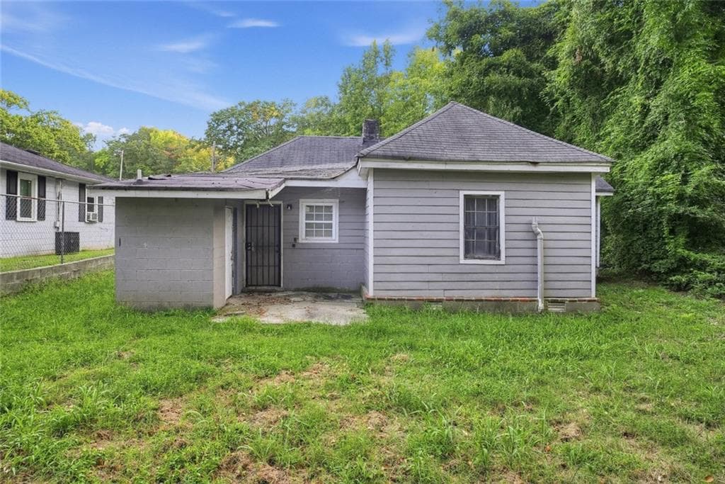 2 bedroom, 2 bathroom, 768 sq ft single family residence for sale at 2516 Albert Way, Lithonia, GA 30058 — photo 9