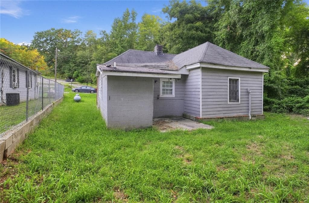 2 bedroom, 2 bathroom, 768 sq ft single family residence for sale at 2516 Albert Way, Lithonia, GA 30058 — photo 10