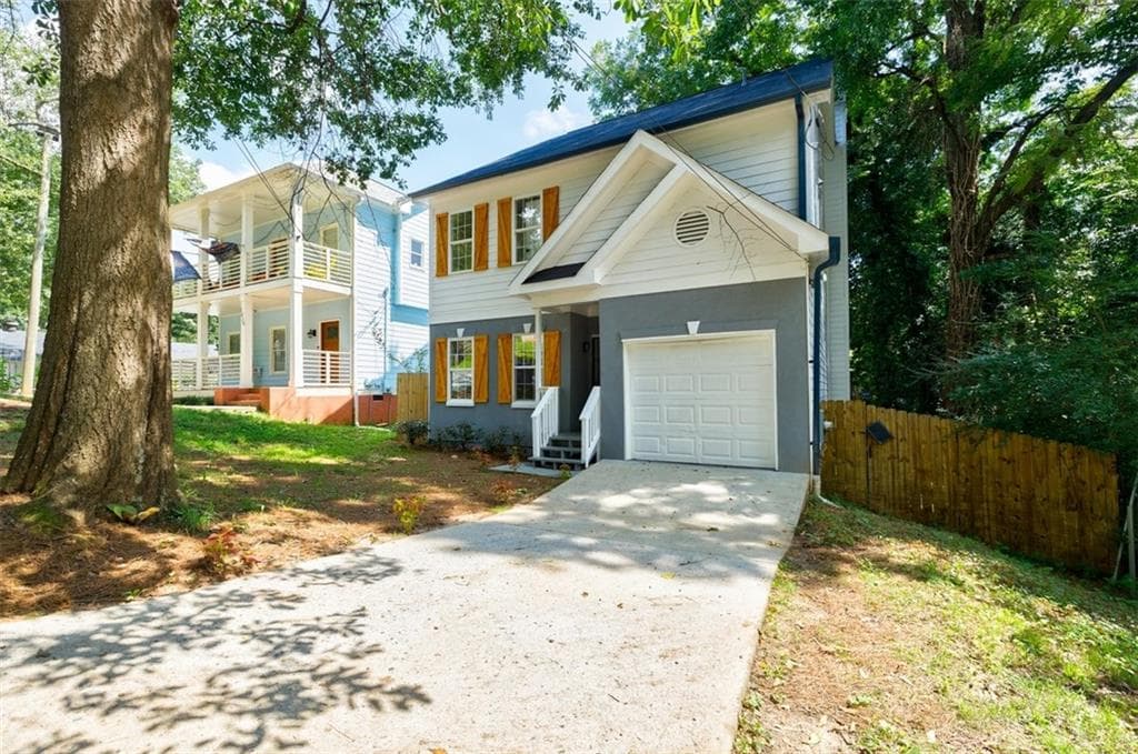 4 bedroom, 3 bathroom, 2,673 sq ft single family residence for rent at 1040 Hubbard Street, Atlanta, GA 30310 for $2,750 a month — photo 2