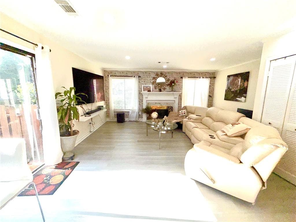 2 bedroom, 3 bathroom, 1,307 sq ft townhouse for sale at 1014 Country Court, Lawrenceville, GA 30044 — photo 9