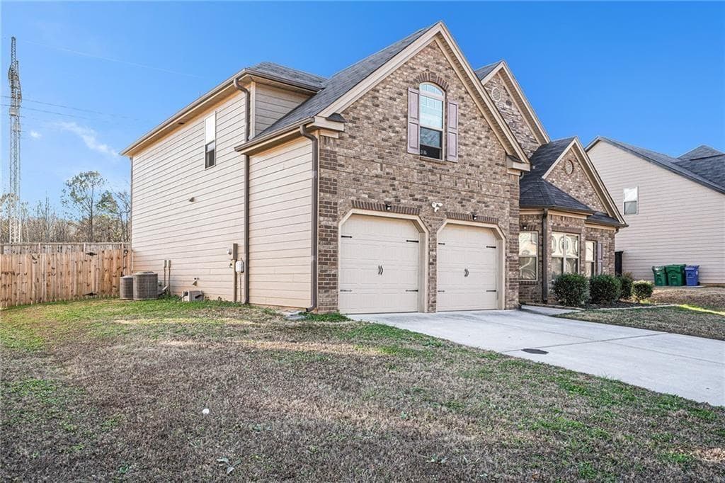 4 bedroom, 4 bathroom, 3,072 sq ft single family residence for sale at 2495 Brittany Park Lane, Ellenwood, GA 30294 — photo 2