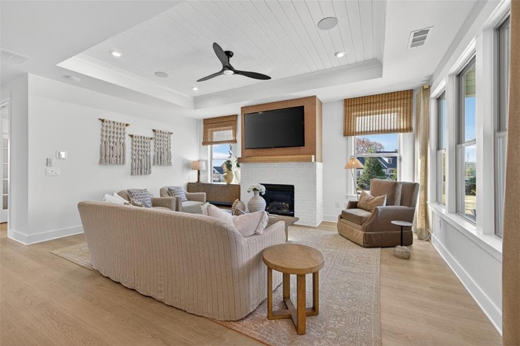 3 bedroom, 2 bathroom, 1,965 sq ft single family residence for sale at 5418 Cordina Road, Hoschton, GA 30548 — photo 6