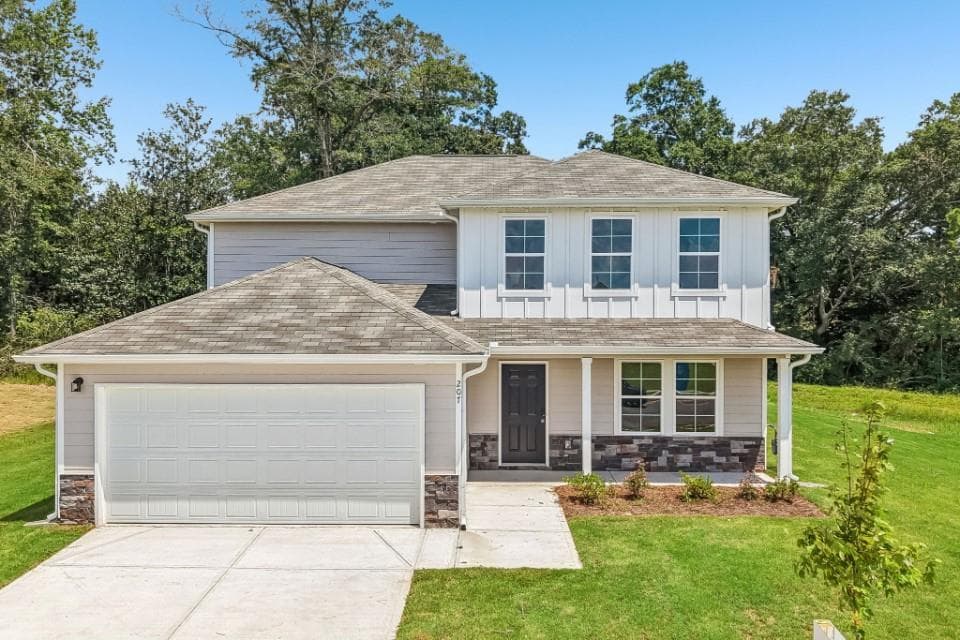 5 bedroom, 3 bathroom, 2,465 sq ft single family residence for sale at 210 TJ's Trail, Hogansville, GA 30230 — photo 4