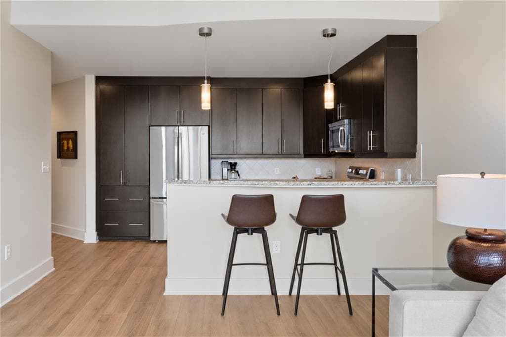 1 bedroom, 1 bathroom, 866 sq ft condominium for sale at 1080 Peachtree Street 2201, Atlanta, GA 30309 — photo 8