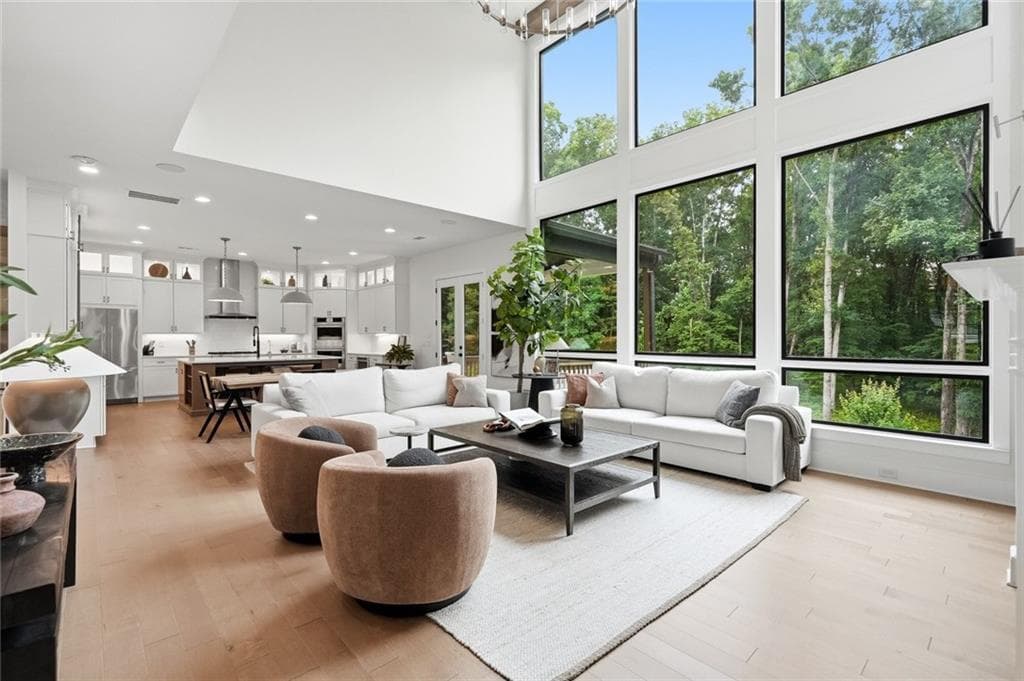 6 bedroom, 5 bathroom, 5,067 sq ft single family residence for sale at 13390 Bishops Court, Roswell, GA 30075 — photo 8