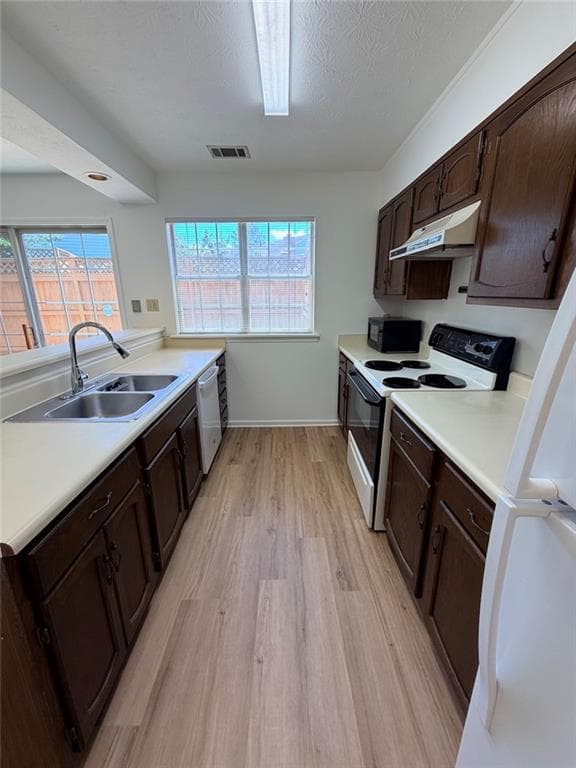 2 bedroom, 3 bathroom, 1,176 sq ft townhouse for rent at 5556 Clover Rise Lane, Norcross, GA 30093 for $1,500 a month — photo 3