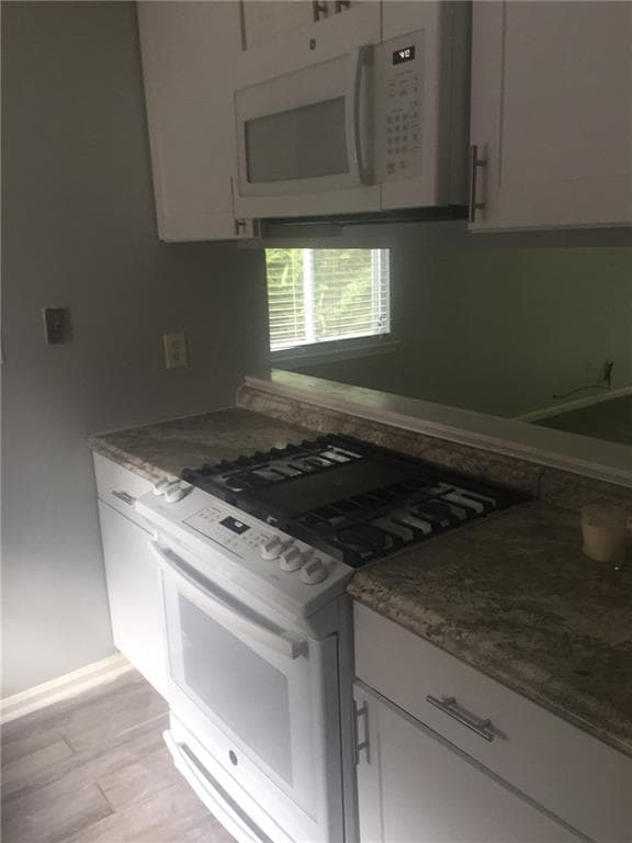 2 bedroom, 2 bathroom, 1,080 sq ft townhouse for rent at 2571 Park Road, Smyrna, GA 30080 for $1,500 a month — photo 5