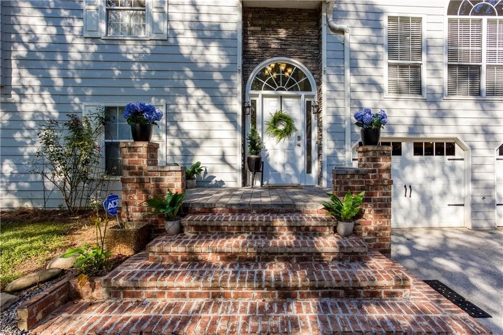 4 bedroom, 3 bathroom, 2,822 sq ft single family residence for sale at 207 Bennett Farms Trail, Acworth, GA 30102 — photo 4