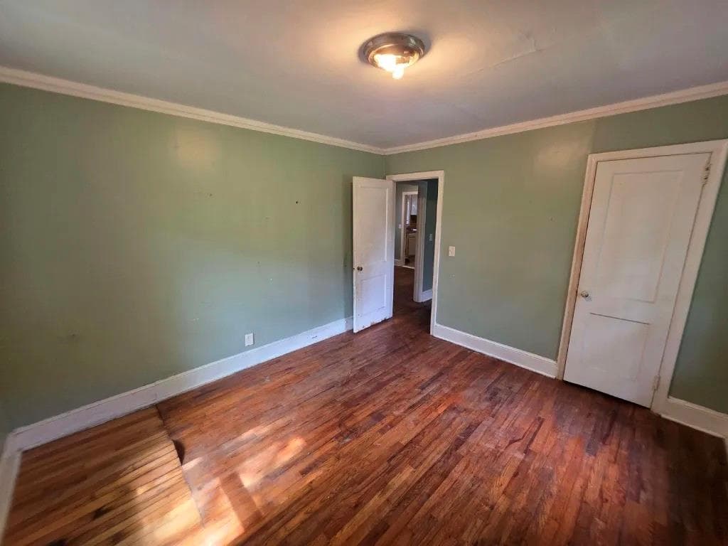 2 bedroom, 1 bathroom, 891 sq ft single family residence for sale at 2749 Dale Creek Drive, Atlanta, GA 30318 — photo 6