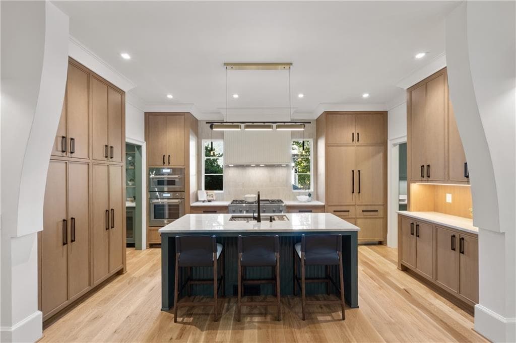 6 bedroom, 7 bathroom, 6,000 sq ft single family residence for sale at 1737 Lenox Road, Atlanta, GA 30306 — photo 6