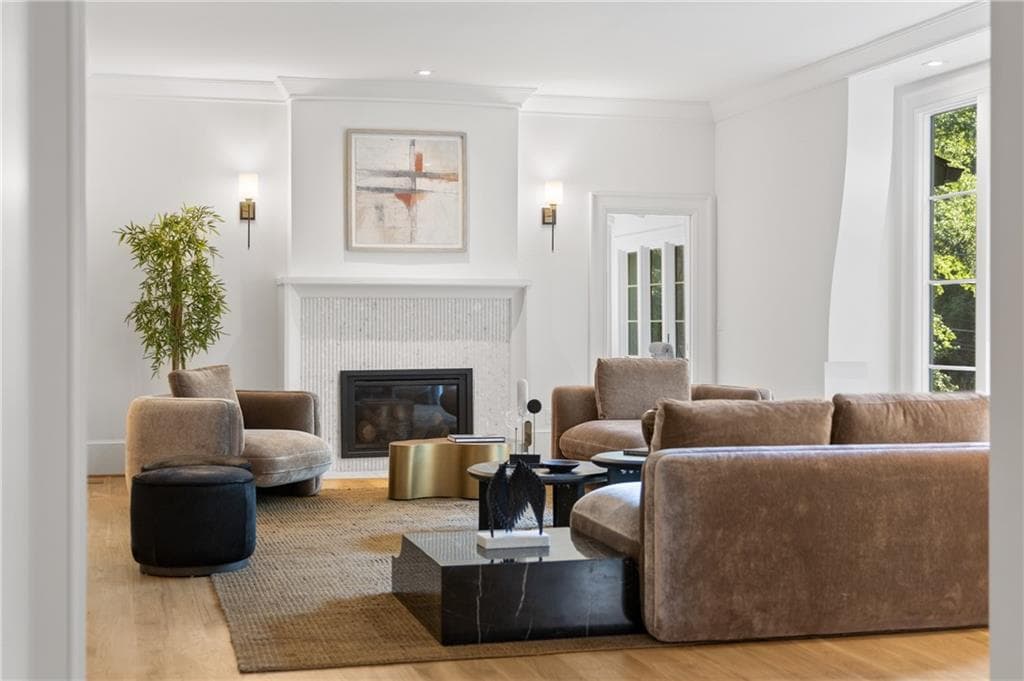 6 bedroom, 7 bathroom, 6,000 sq ft single family residence for sale at 1737 Lenox Road, Atlanta, GA 30306 — photo 8