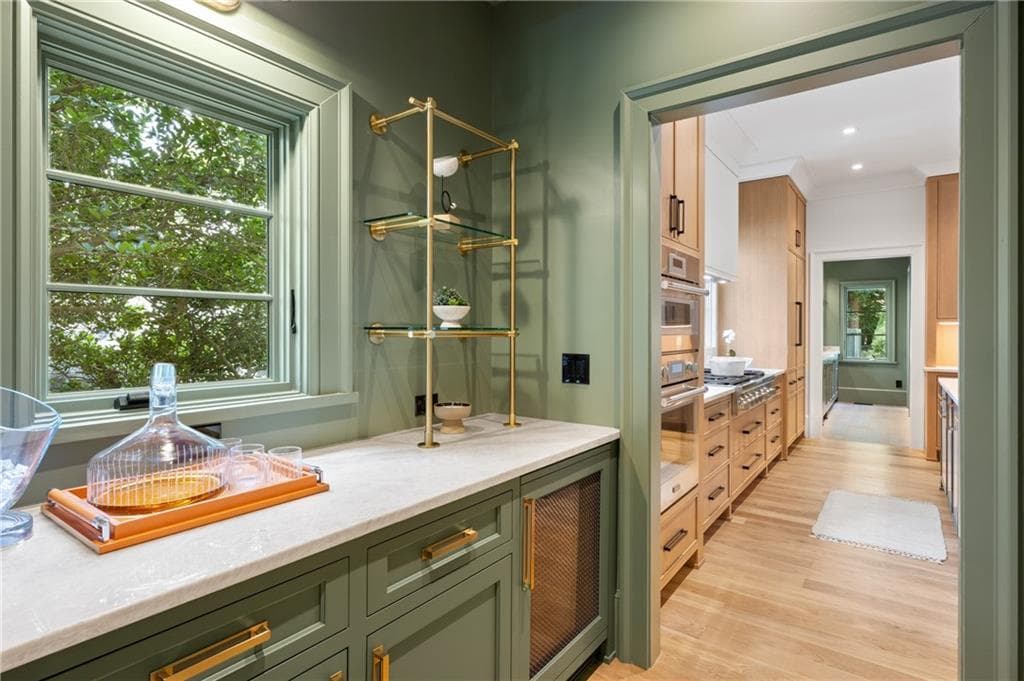 6 bedroom, 7 bathroom, 6,000 sq ft single family residence for sale at 1737 Lenox Road, Atlanta, GA 30306 — photo 10