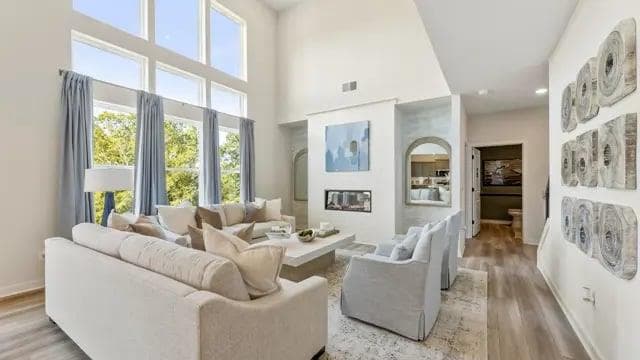 5 bedroom, 3 bathroom, 2,774 sq ft single family residence for sale at 5615 Rosehall Place, Atlanta, GA 30349 — photo 8