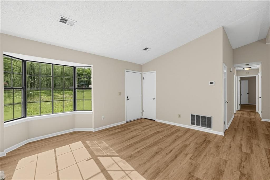 3 bedroom, 2 bathroom, 1,400 sq ft single family residence for sale at 287 Peachtree Drive, Riverdale, GA 30274 — photo 3