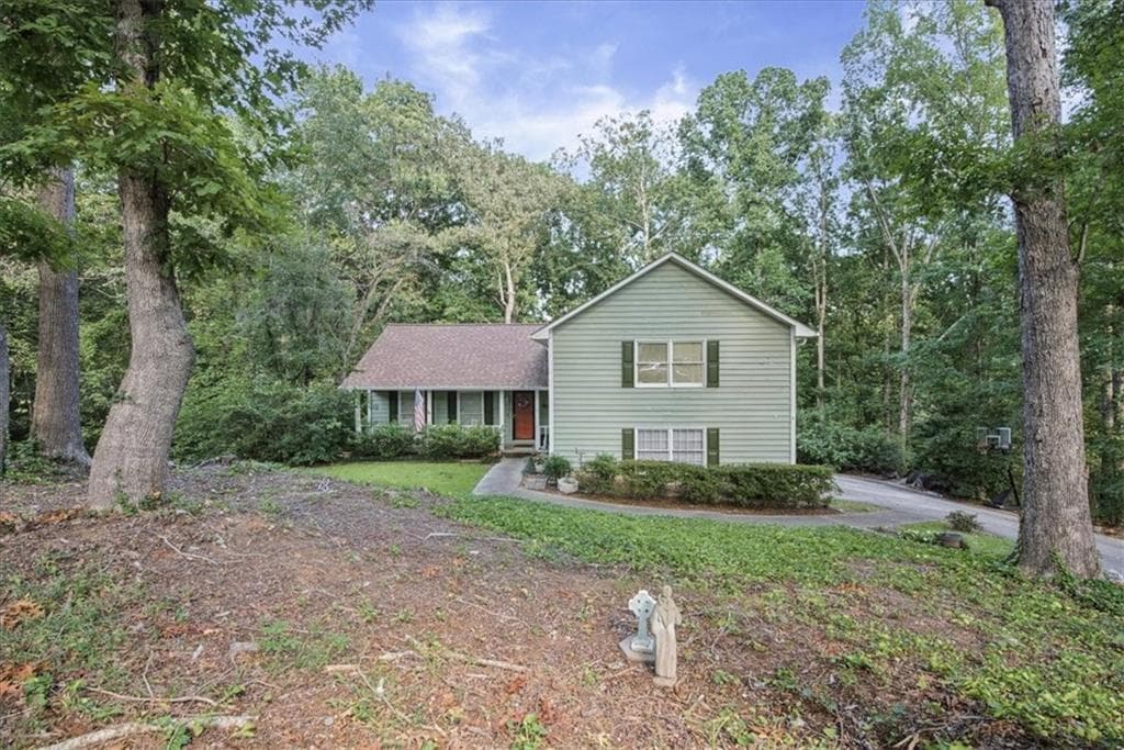 4 bedroom, 3 bathroom, 2,032 sq ft single family residence for sale at 172 Belfast Court, Mableton, GA 30126 — photo 10