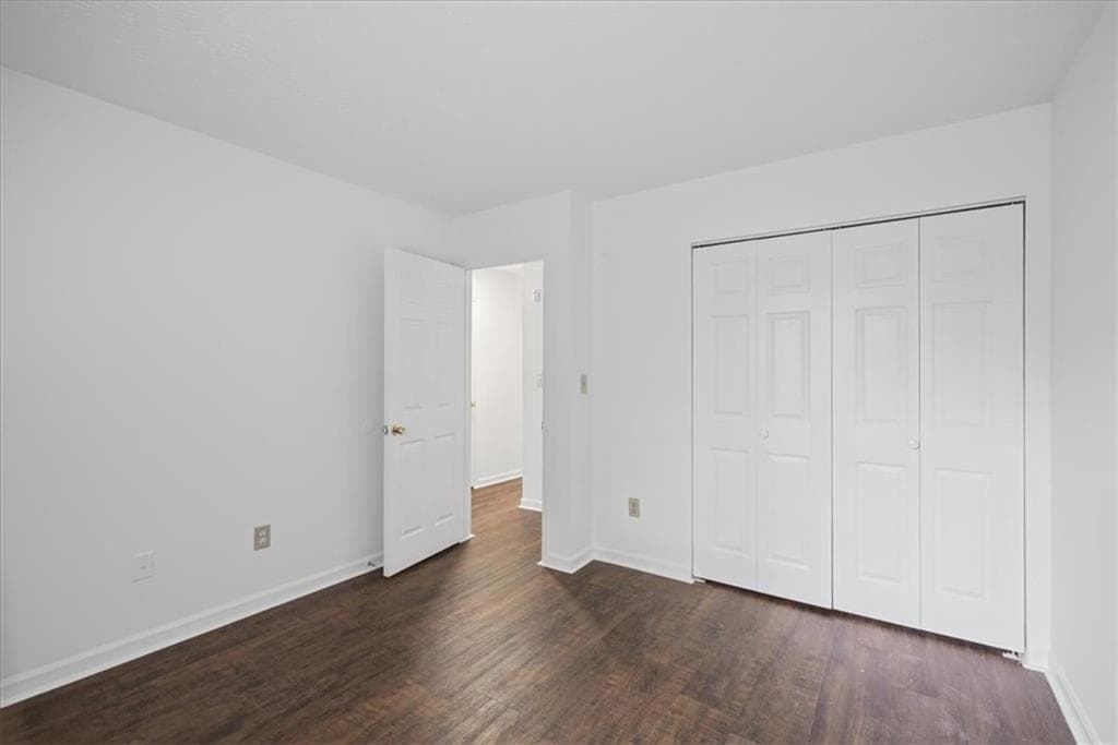 2 bedroom, 2 bathroom, 1,175 sq ft townhouse for rent at 1205 Natchez Trace B, Marietta, GA 30008 for $1,600 a month — photo 3