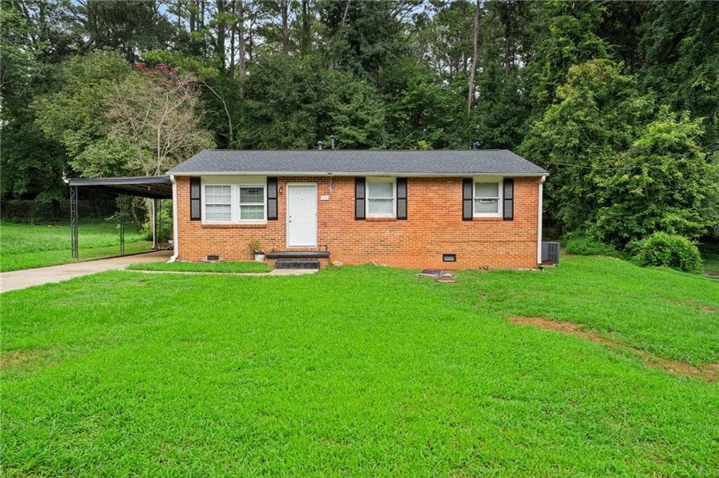 3 bedroom, 1 bathroom, 1,000 sq ft single family residence for sale at 376 Cologne Dr SE, Atlanta, GA 30354