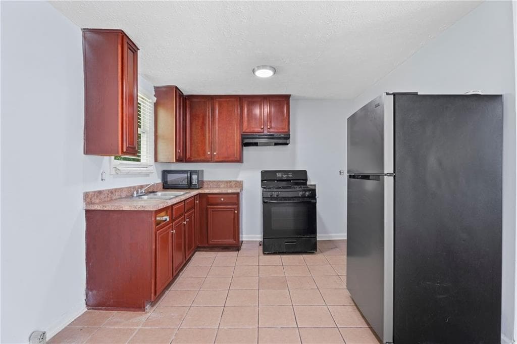 3 bedroom, 1 bathroom, 1,000 sq ft single family residence for sale at 376 Cologne Dr SE, Atlanta, GA 30354 — photo 9